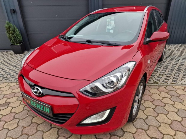 Hyundai I30 1.4i Comfort Megkímélt.1 Tulaj. DIG...