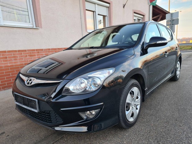 Hyundai I30 1.4i Comfort Srmentes.vez.szervkn...