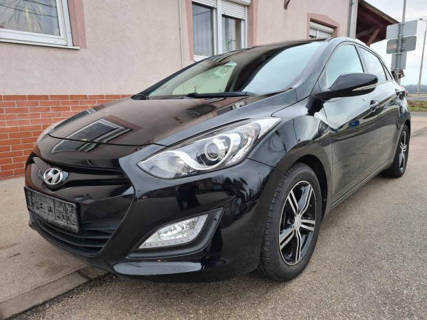 Hyundai I30 1.4i Comfort Srmentes.vez.szervkn...