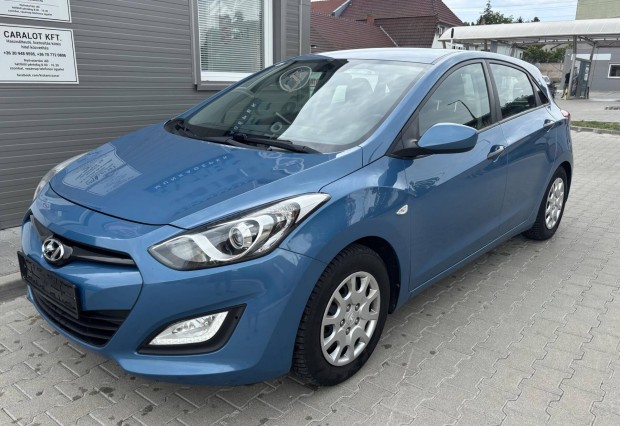 Hyundai I30 1.4i Easy Life 2 kulcs. téli-nyári...