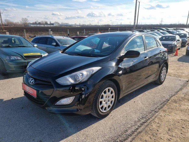 Hyundai I30 1.4i Life 3 év garanciával .ellenőr...
