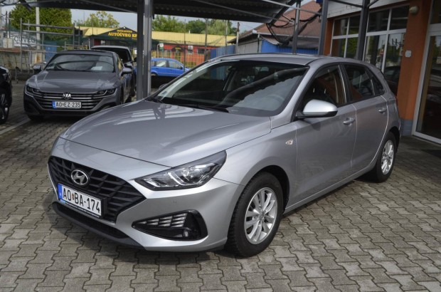 Hyundai I30 1.5 DPi Comfort ! Végig Hyundai SZA...