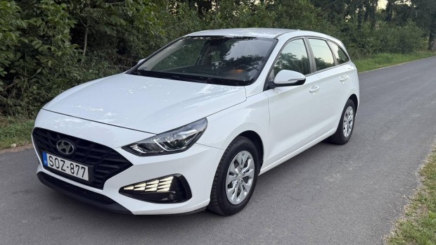 Hyundai I30 1.6 CRDi LP Life DCT Áfás ár!