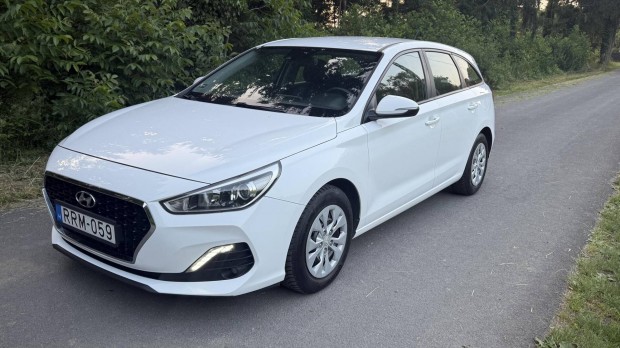Hyundai I30 1.6 CRDi LP Life Frissen szervizelve
