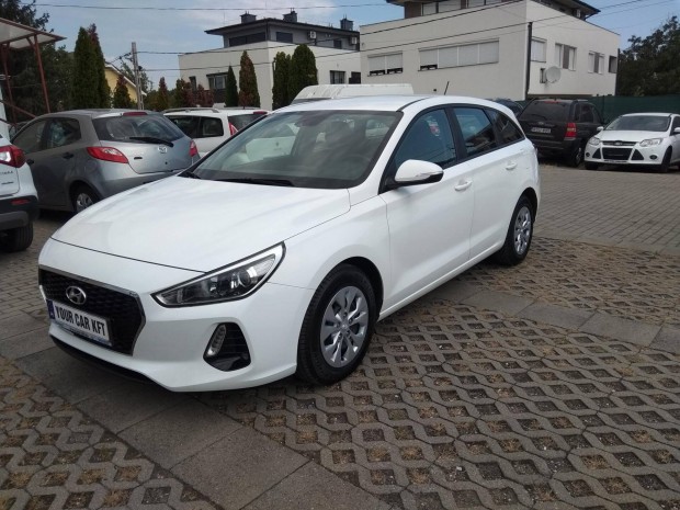 Hyundai I30 1.6 CRDi MP Comfort DCT Magyarorsz...