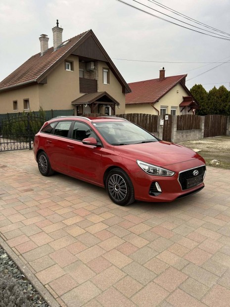 Hyundai I30 1.6 CRDi MP Life 96.276.KM!!! Leinf...