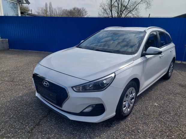 Hyundai I30 1.6 CRDi Select EURO6 S&S Sávtartó...
