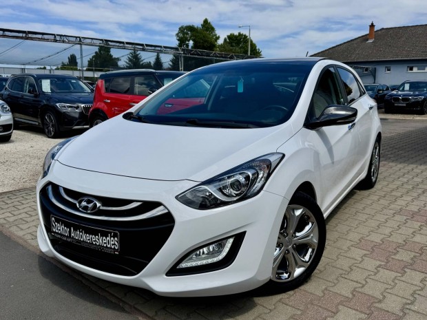 Hyundai I30 1.6 GDi Style 78000Km!Panormatet....