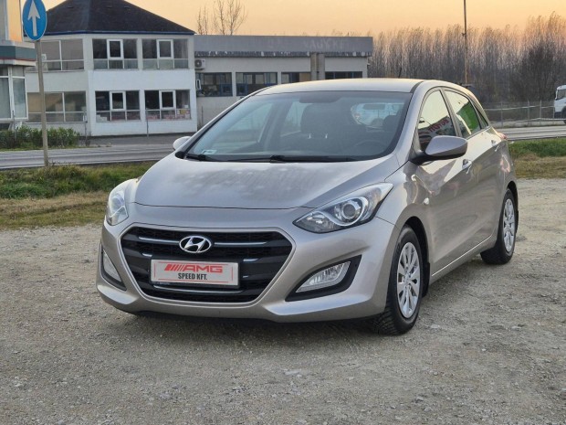 Hyundai I30 1.6 MPi Comfort (Automata)