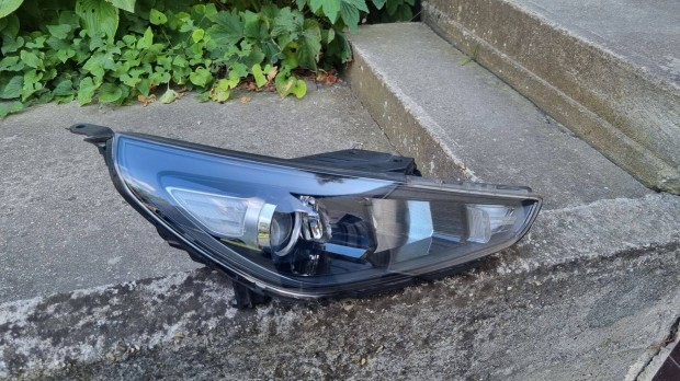 Hyundai I30 2016- Jobb els fnyszr lmpa 92102G4060
