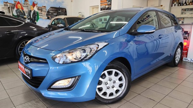 Hyundai I30 CW 1.4 CRDi Business 2 �v Friss M�s...