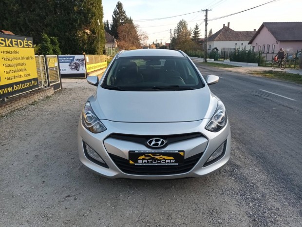 Hyundai I30 CW 1.4 CRDi Life 1v Garancia! BATU...