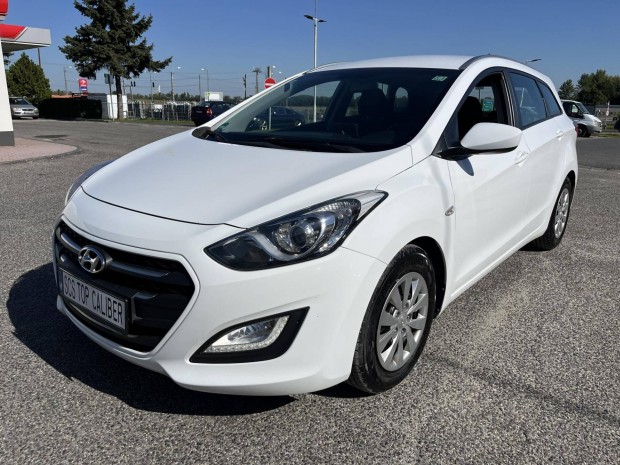 Hyundai I30 CW 1.4 CRDi Life man 6seb.car play....