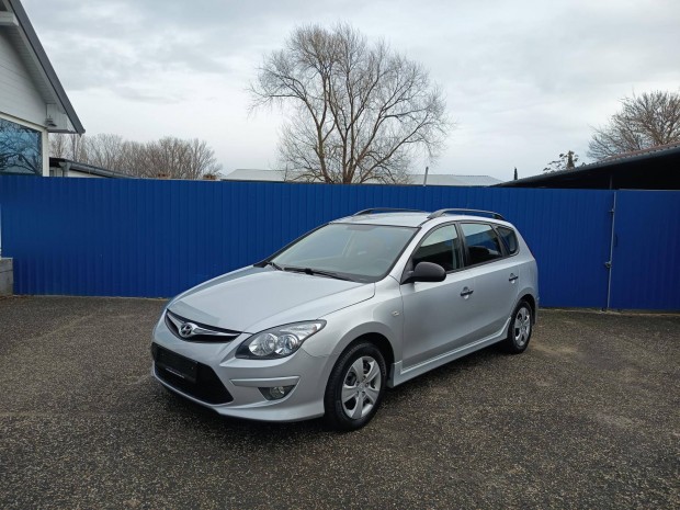 Hyundai I30 CW 1.4 DOHC Classic AC EURO5 109 LE...