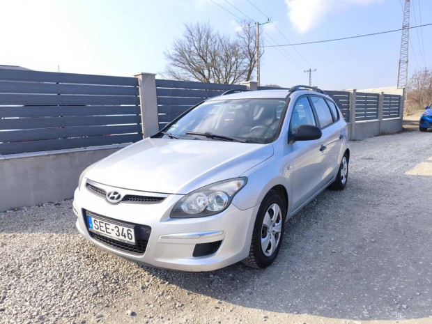 Hyundai I30 CW 1.4 DOHC Classic AC Szp s j!...