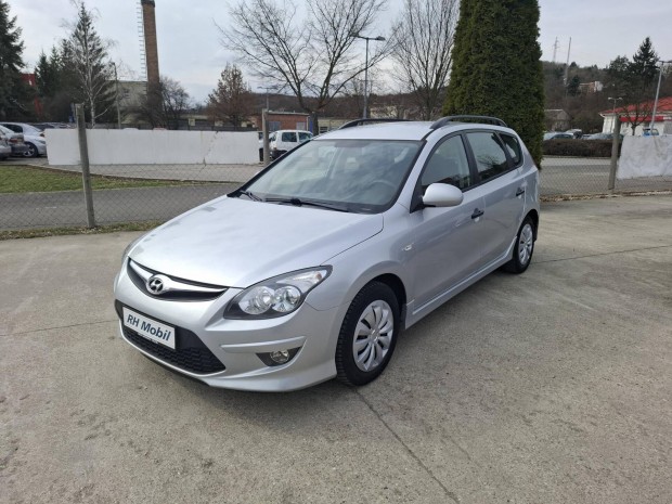Hyundai I30 CW 1.4 DOHC Comfort Gy�ri f�ny.fris...