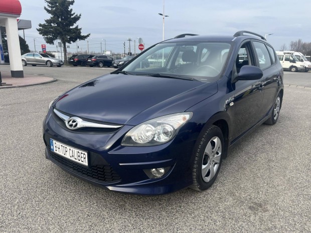 Hyundai I30 CW 1.4 DOHC Comfort igazolt km.szer...