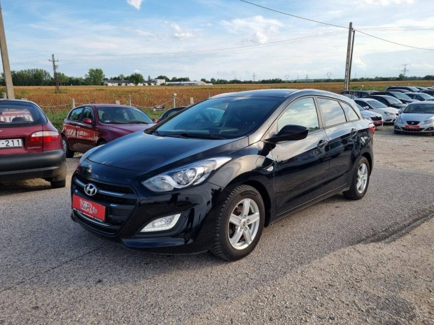 Hyundai I30 CW 1.4 MPi ISG Life 3 v garanciva...