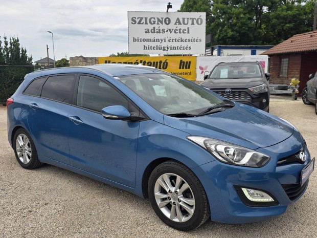 Hyundai I30 CW 1.4i Comfort Nyári Téli Kerék GA...