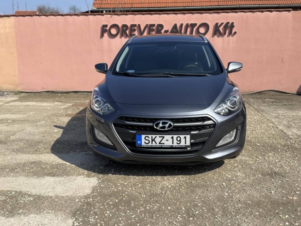 Hyundai I30 CW 1.6 CRDi HP ISG Life Tolatókamer...