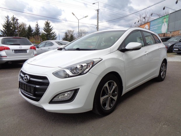Hyundai I30 CW 1.6 CRDi LP Comfort 164ekm szerv...