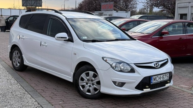 Hyundai I30 CW 1.6 CRDi LP Comfort Nagy navi.Ka...