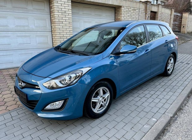 Hyundai I30 CW 1.6 CRDi LP Life Digit.Klma-Fl...