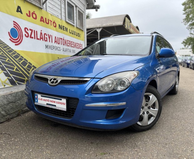 Hyundai I30 CW 1.6 DOHC Classic ITT és Most AKC...