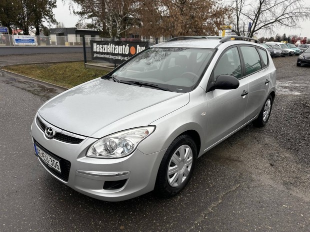 Hyundai I30 CW 1.6 DOHC Classic j Vezrls.V.H...