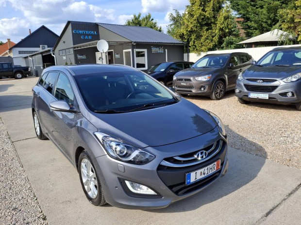 Hyundai I30 CW 1.6 GDi Business 166 ezer km.Gyá...