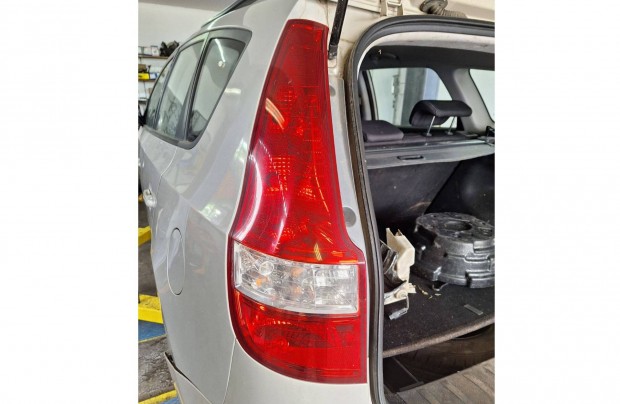 Hyundai I30, 1,6 CRDI (2012) bal hátsó lámpa eladó