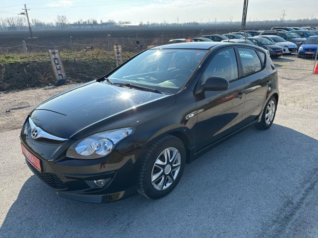 Hyundai I30 i30u 1.4 DOHC Life Classic .ellenőr...