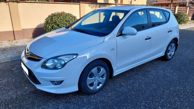 Hyundai I30 i30u 1.6 CRDi LP Comfort Megkimlt...