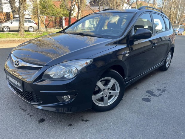 Hyundai I30 i30u CW 1.6 CRDi LP Comfort kevés k...