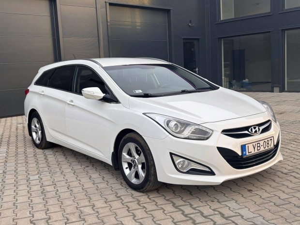 Hyundai I40 1.6 GDI Comfort //Magyarorsz�gi els...