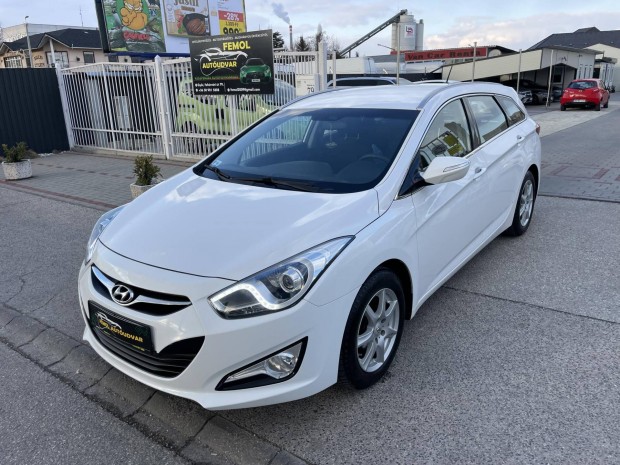 Hyundai I40 1.6 GDI Life Megkmlt! Sz.knyv.!