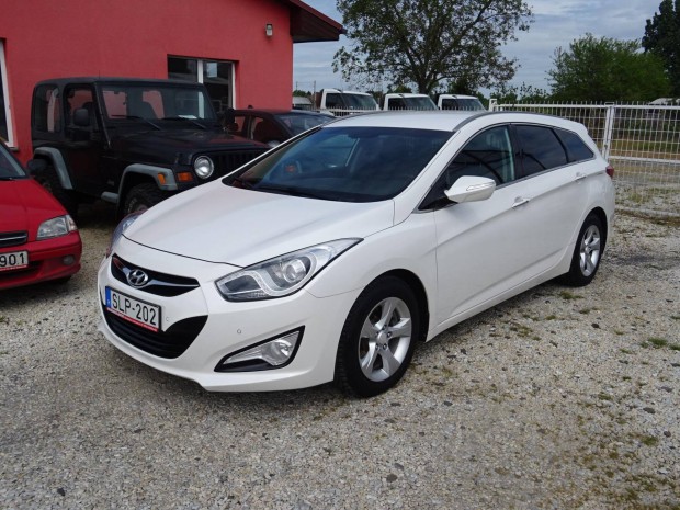 Hyundai I40 1.6 GDI Style Navis 138.700 km