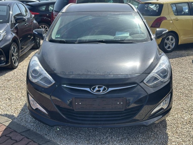 Hyundai I40 1.6 GDI Style Végig Vezetett Szerví...