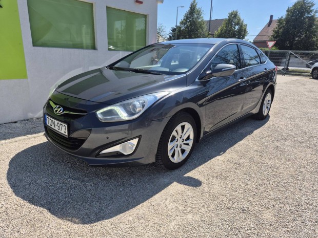 Hyundai I40 1.7 CRDi HP Comfort 2 x PDC / LED /