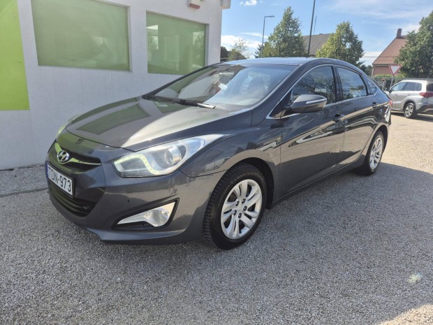 Hyundai I40 1.7 CRDi HP Comfort 2 x PDC / LED /