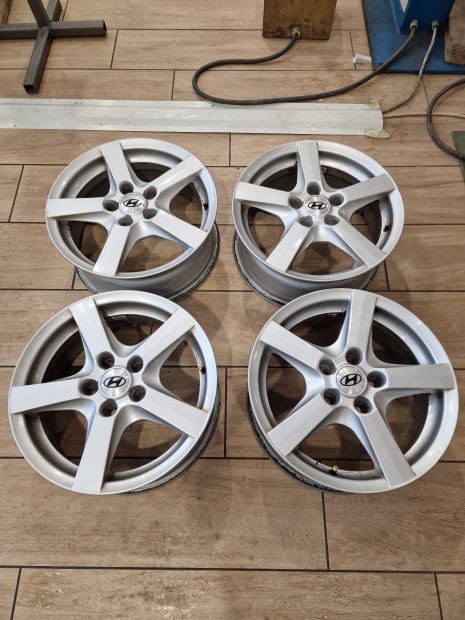 Hyundai I40 Alufelni garnit�ra