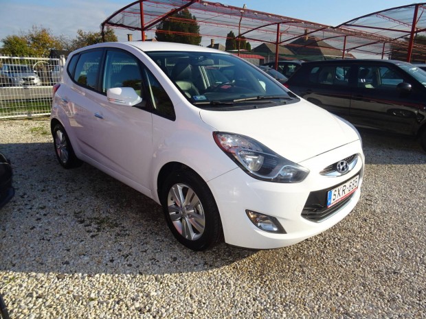 Hyundai IX20 1.4 DOHC Style Bőr belső Tolató ka...