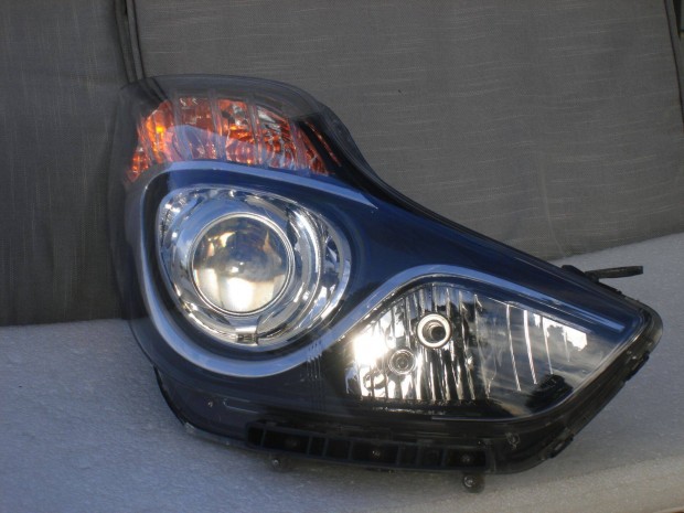 Hyundai IX20 Jobb első Gyári Hibátlan Európai Fényszóró 92102-1K3XX 20