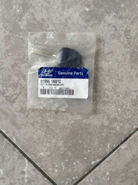 Hyundai IX20 kulcs 819961K010