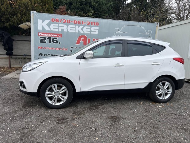 Hyundai IX35 1.6 Style 2WD Navig�ci� -Tolat�kam...