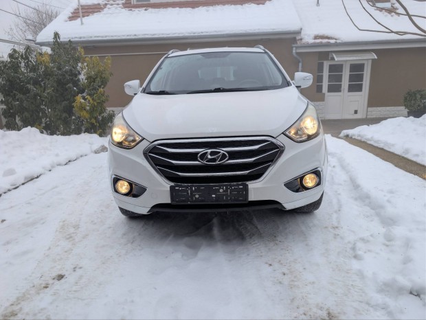 Hyundai IX35 2.0 Benzines 4 WD Automata V�lt�val 2012 �vj, 159 E KM