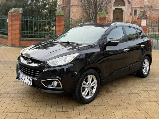 Hyundai IX35 2.0 CRDi LP Premium 2WD Fthet B...