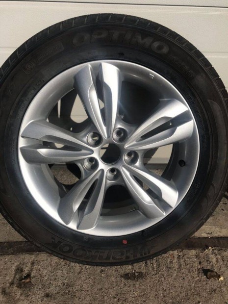 Hyundai IX35-Tucson 1db 17"alufelni új. 52910-2S200