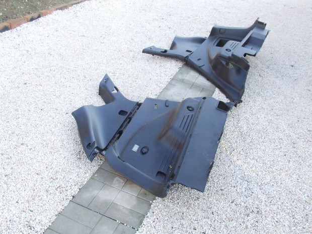 Hyundai IX35 csomagt�r oldal burkolat szett egyben