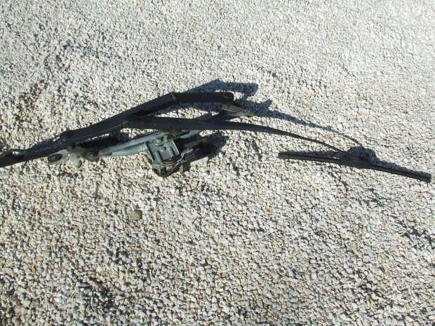 Hyundai IX35 els� ablakt�rl� motor szerkezet egyben